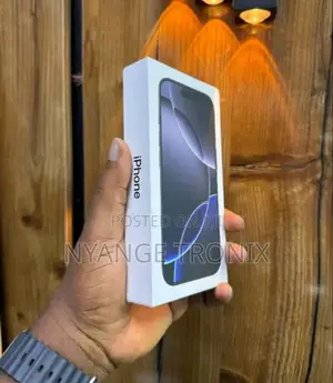 New Apple iPhone 16 Pro Max 256 GB Silver