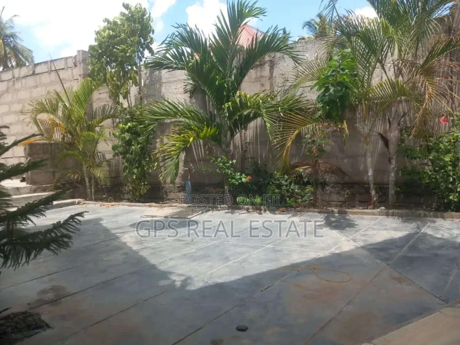 3bdrm House in Msongola, Ilala for sale