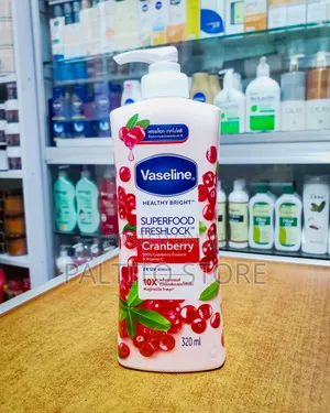 Vaseline Healthy Bright Superfood Freshlock Cranberry Lotion