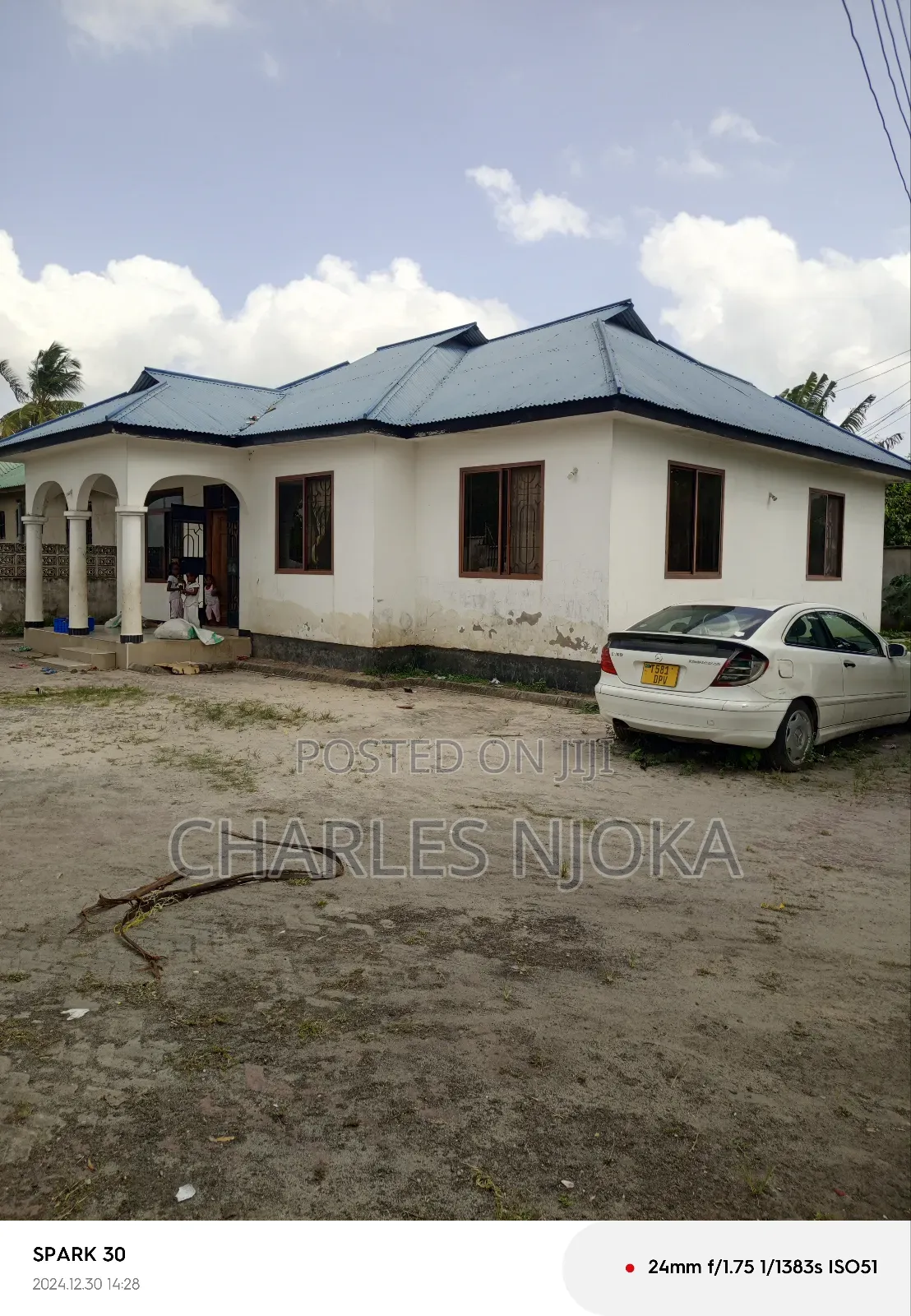 7bdrm Apartment in Tanzania Dare Salaam for sale