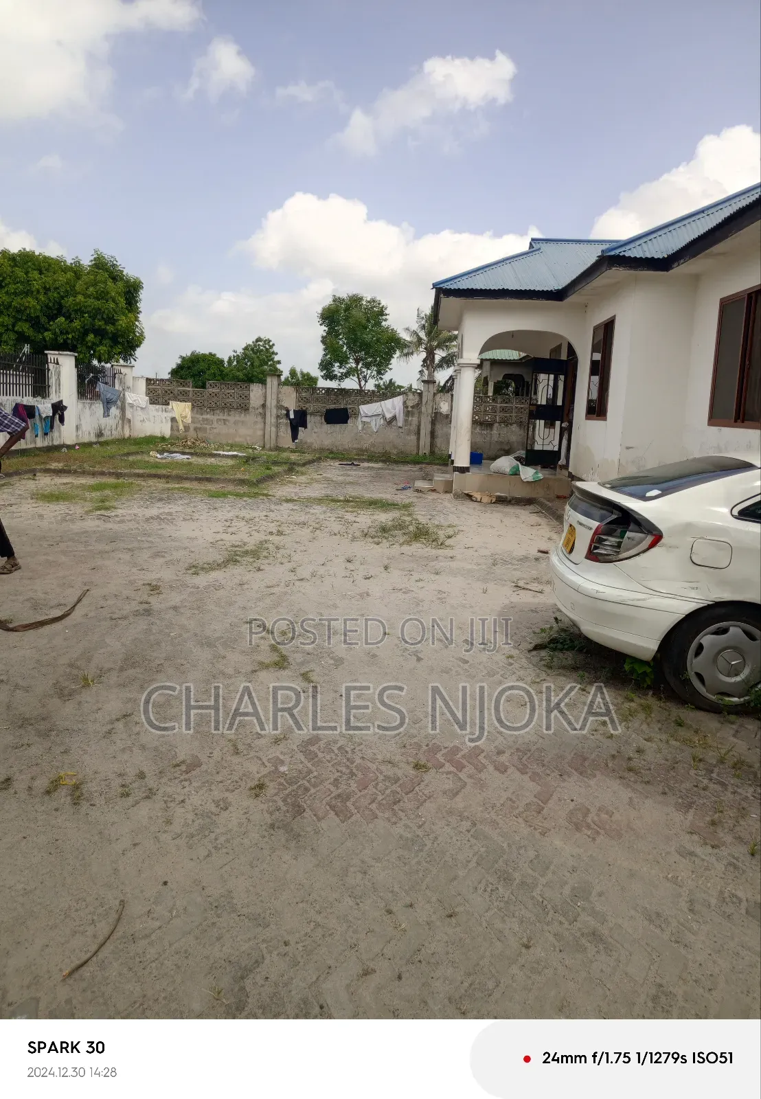 7bdrm Apartment in Tanzania Dare Salaam for sale