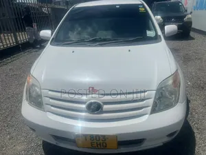 Toyota IST 2007 White