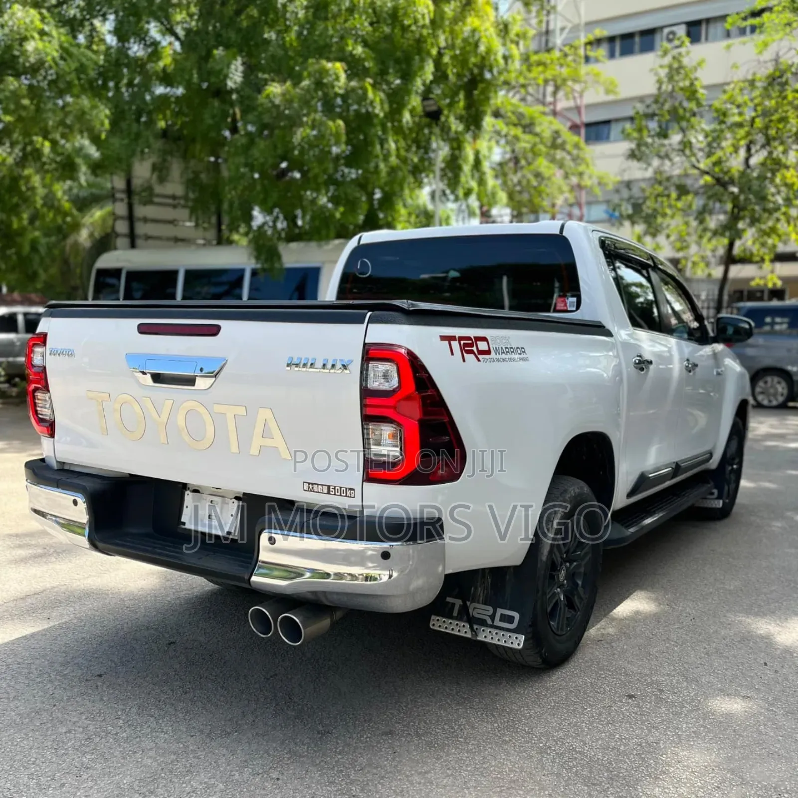 Toyota Hilux 2020 White