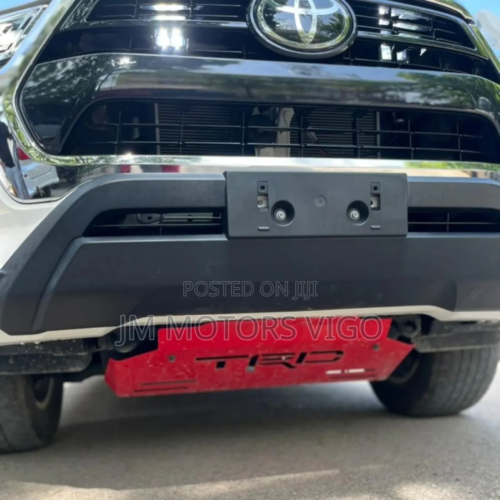 Toyota Hilux 2020 White