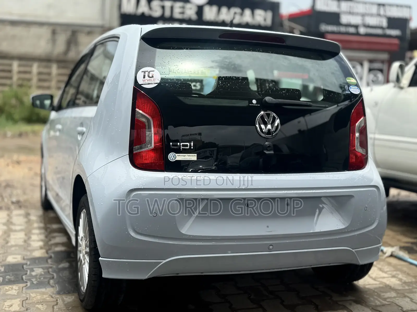 Volkswagen Up 2015 White