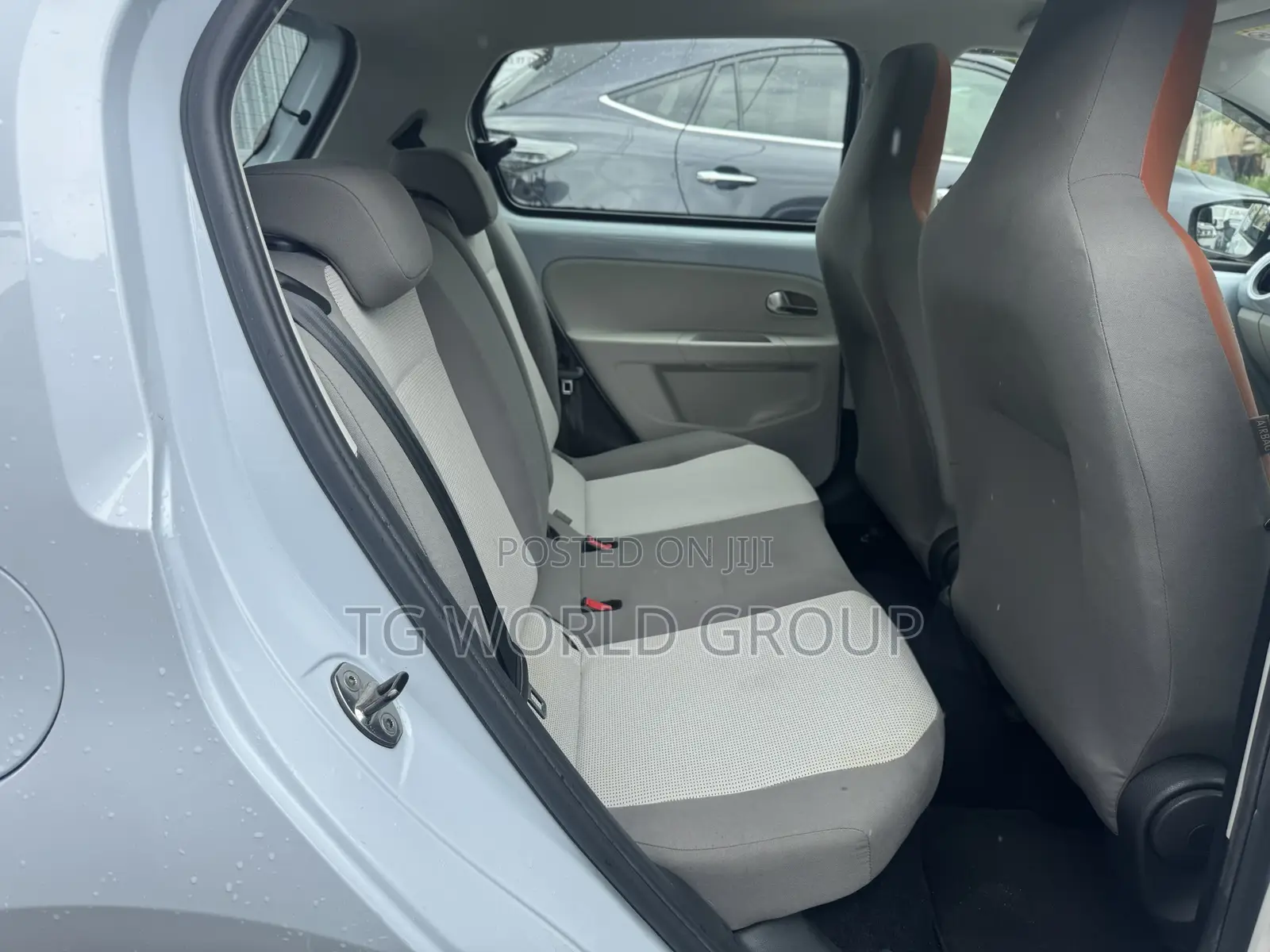 Volkswagen Up 2015 White