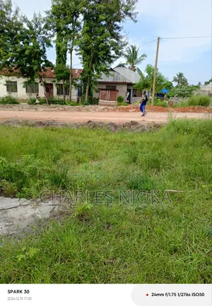 Kiwanja Kinauzwa Milioni 3.5 Ukonga Bombambili 