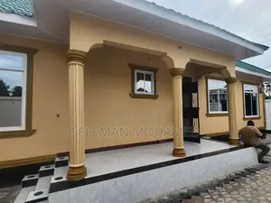 Furnished 4bdrm House in Biriani Real Estate, Chamazi for sale