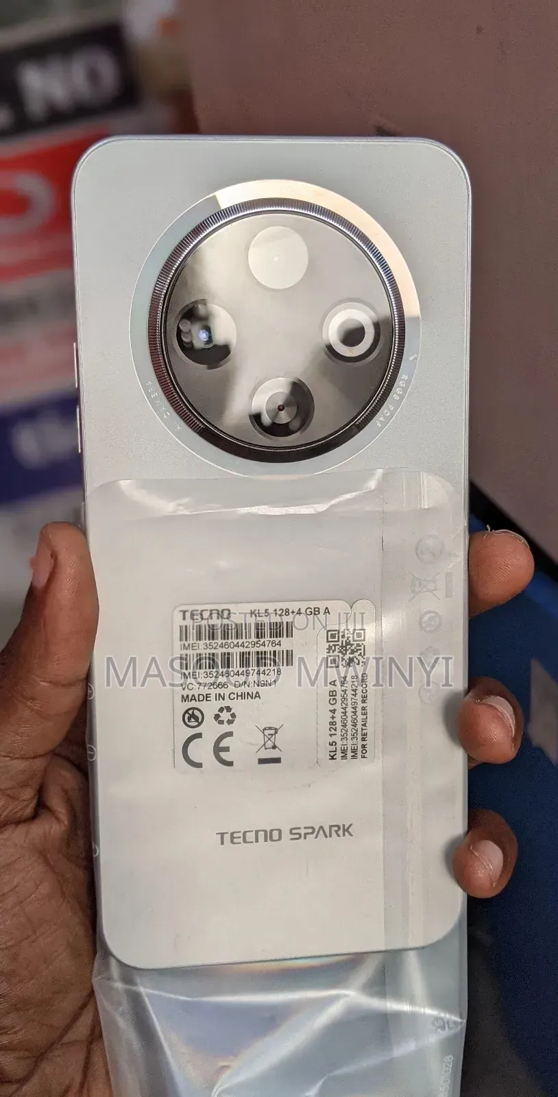 New Tecno Spark 30C 128 GB White