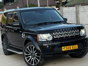 Land Rover Discovery 2011 Black