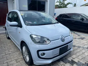 Volkswagen Up 2013 Blue