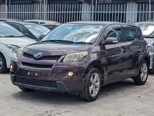 Toyota IST 2008 Brown