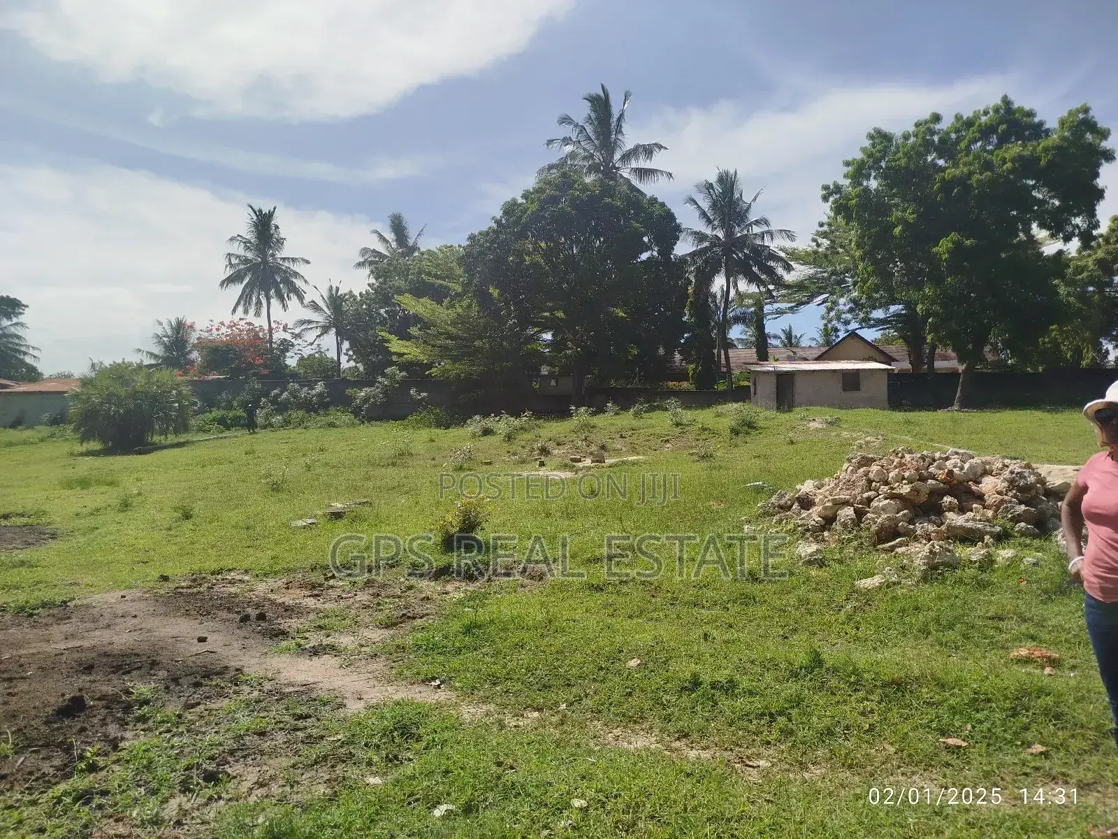Plot for Sale at Salasala