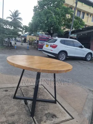 Table Round Mbao Ni Pine Wood