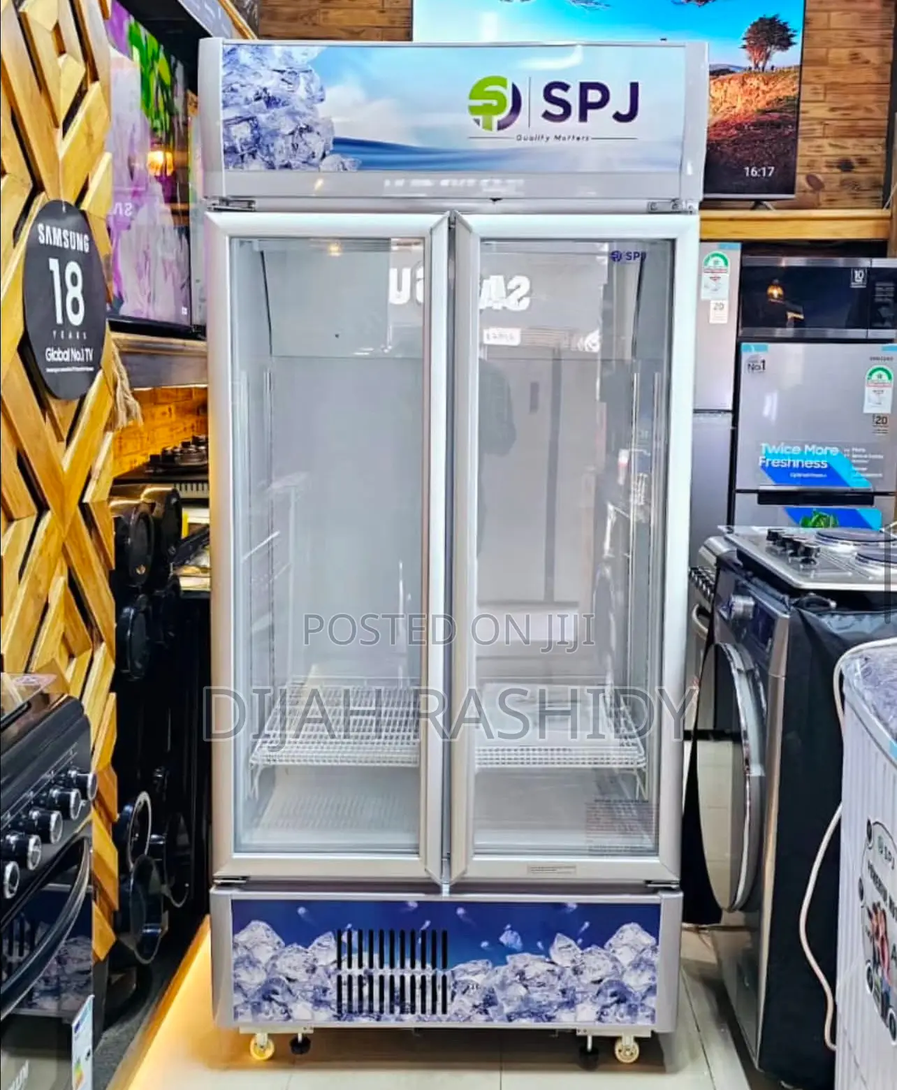 SPJ Fridge Showcase Lt 409