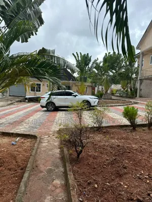 7bdrm House in Mbezi Juu for rent