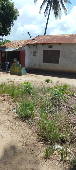 10bdrm House in Kibaha for sale