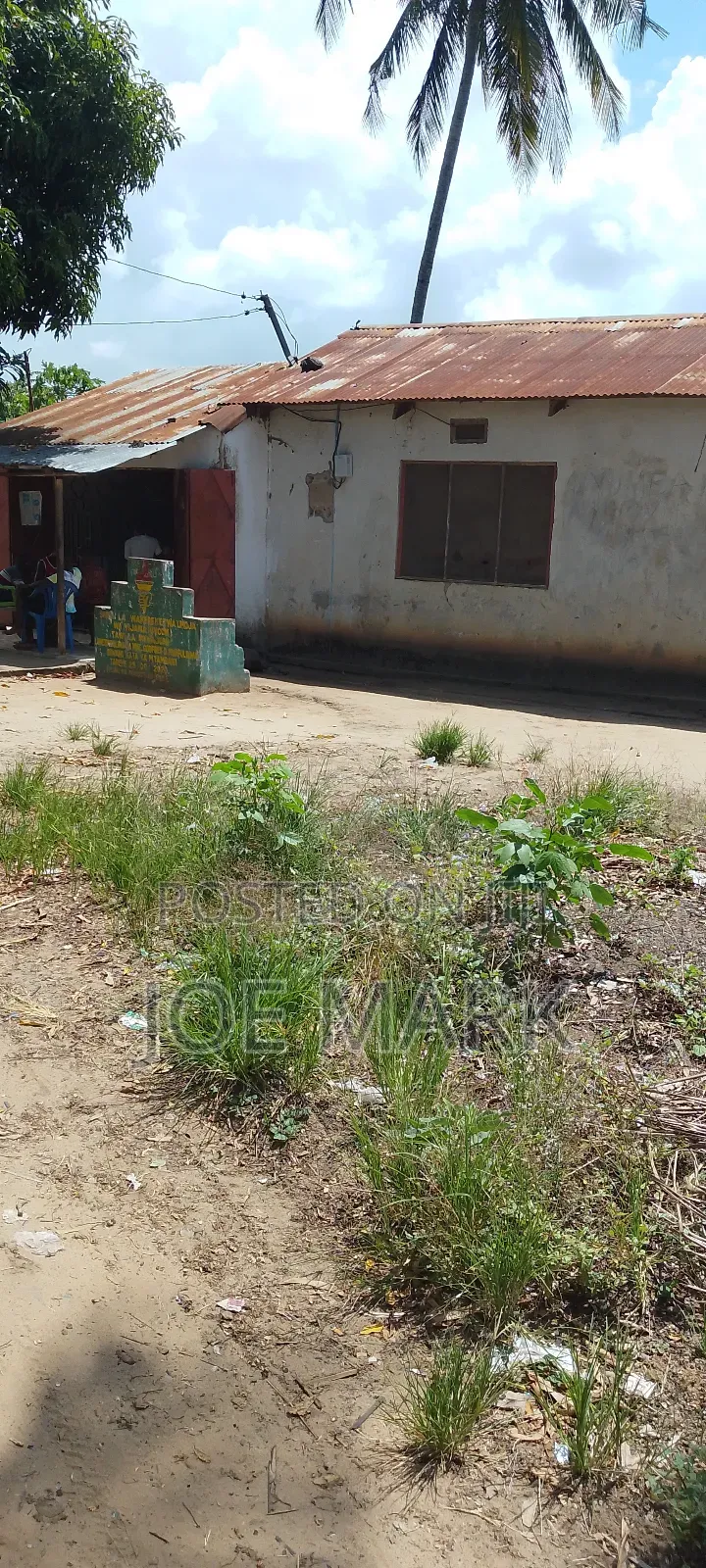 10bdrm House in Kibaha for sale