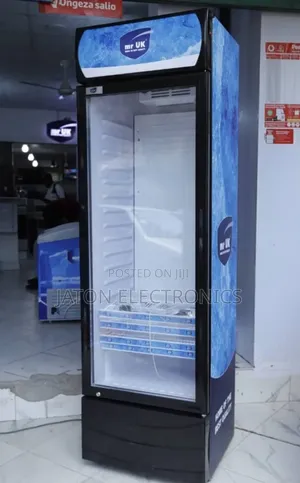 Mr UK Showcase Fridge UK 118 300L