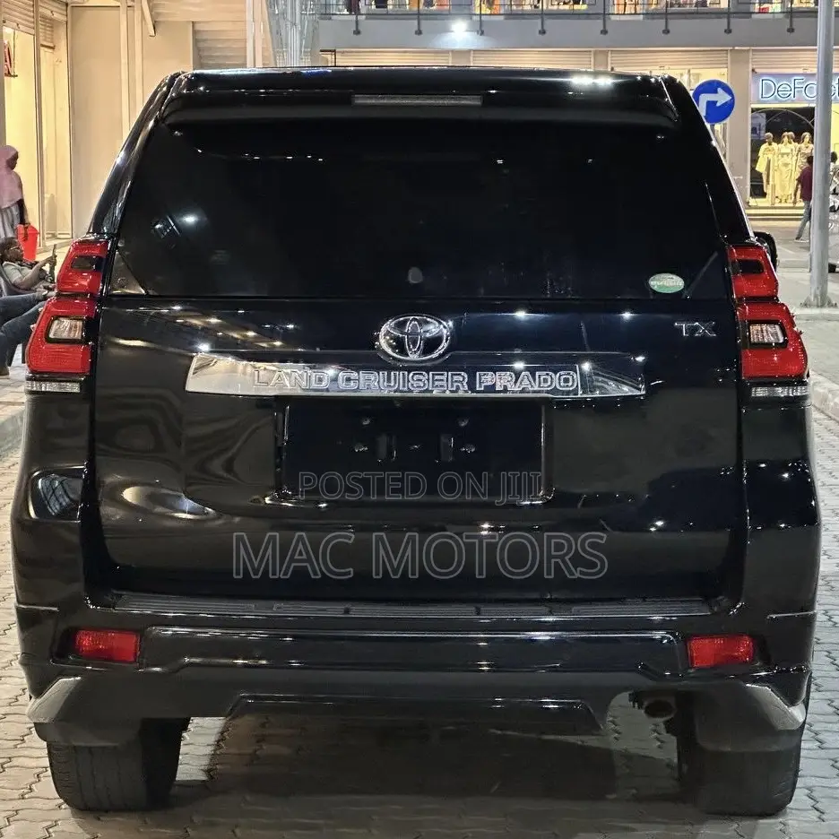 Toyota Land Cruiser Prado 2018 Black