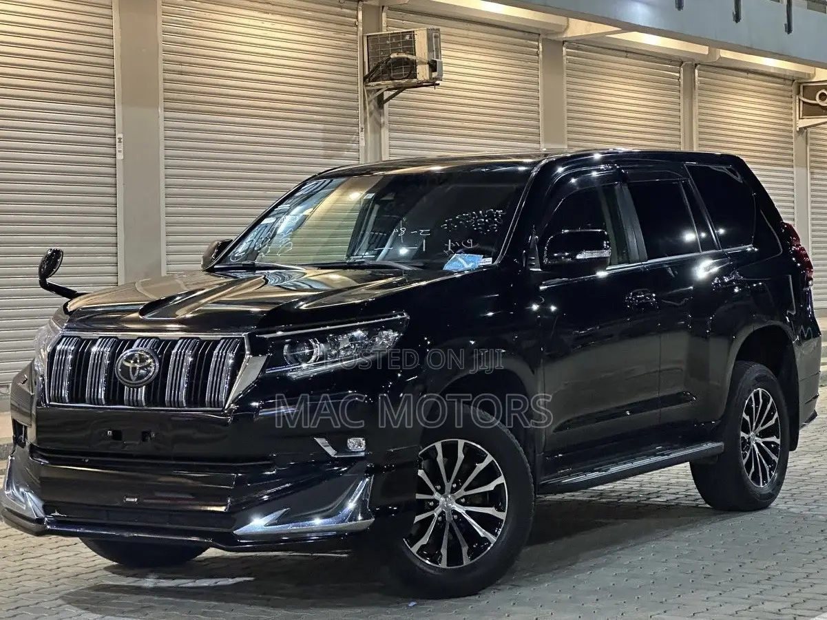Toyota Land Cruiser Prado 2018 Black