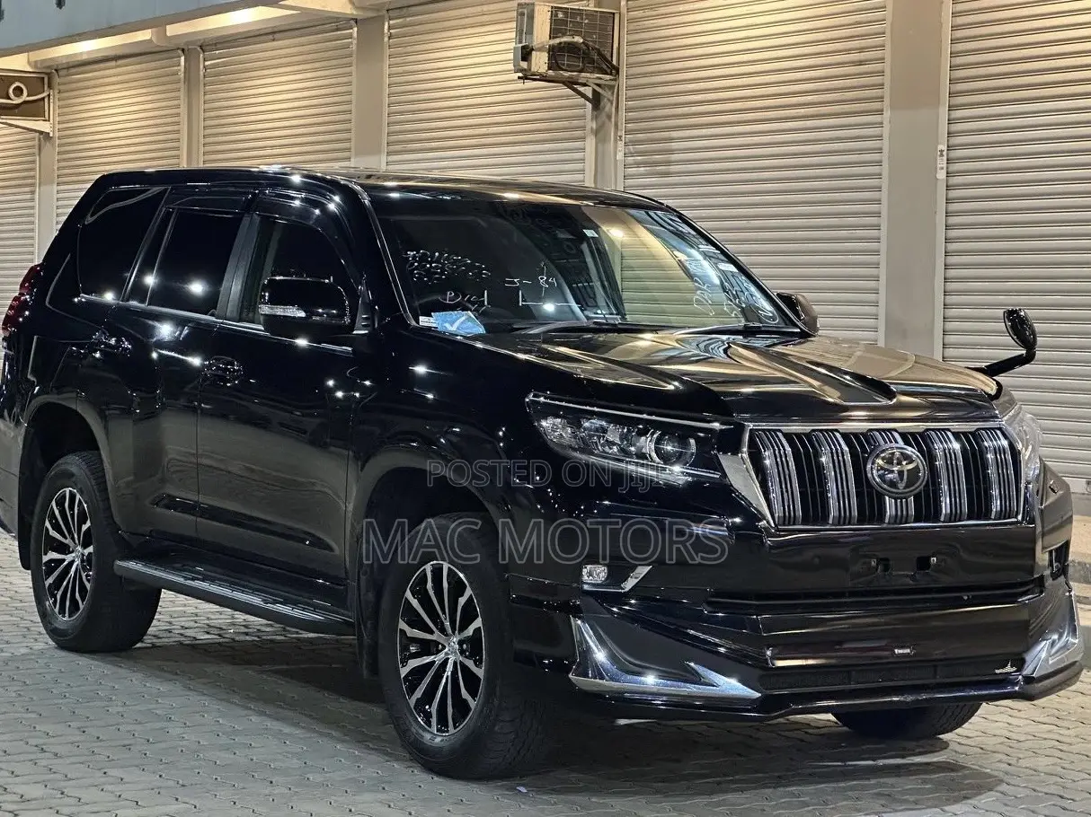 Toyota Land Cruiser Prado 2018 Black