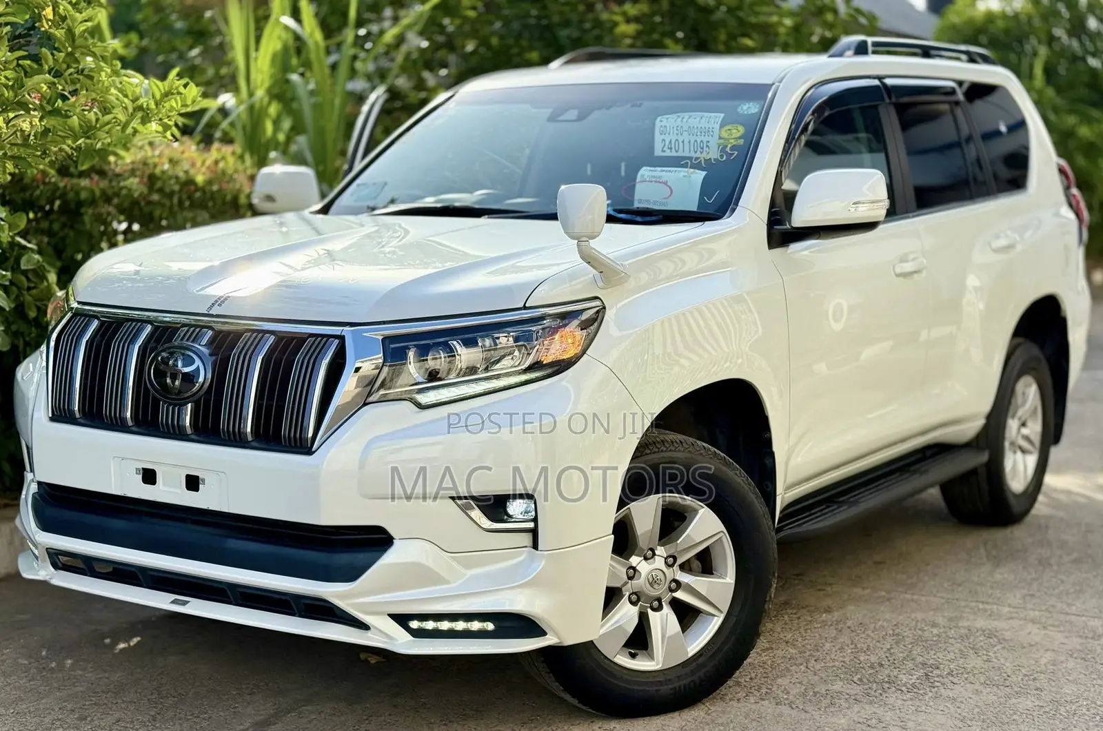 Toyota Land Cruiser Prado 2.8 2019 White