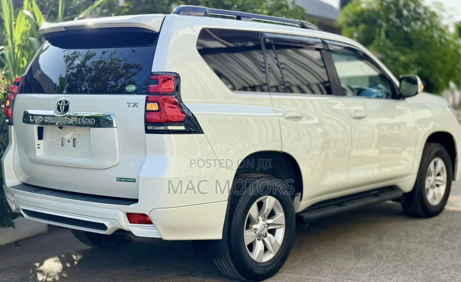 Toyota Land Cruiser Prado 2.8 2019 White