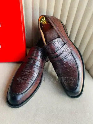 New Original Ferragamo Footwears/Shoes