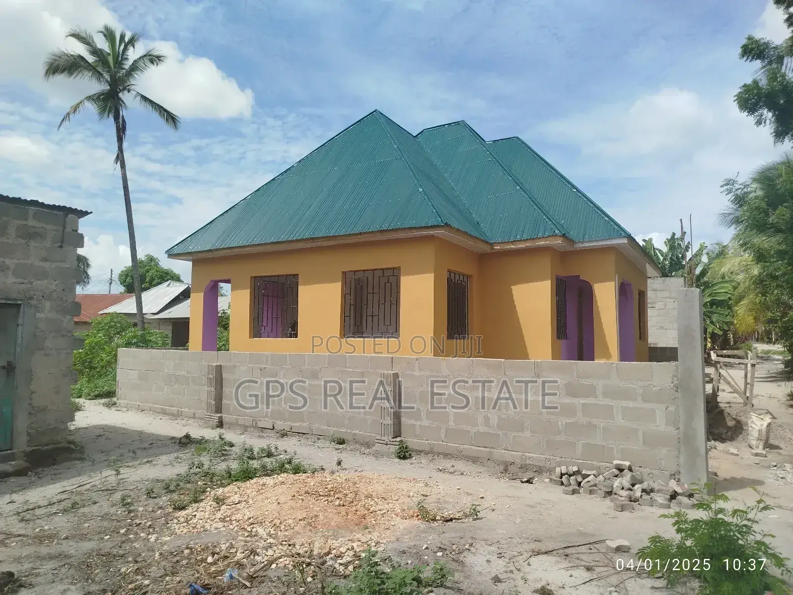 3bdrm House in Nyeburu Chanika, Ilala for sale