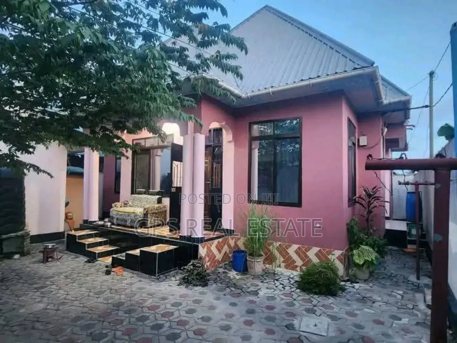 3bdrm House in Kisemvule, Ilala for sale