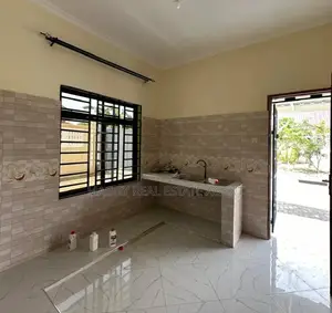 3bdrm House in Bahari Beach, Kunduchi for rent