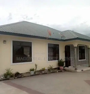 4bdrm House in Bunju Beach for rent