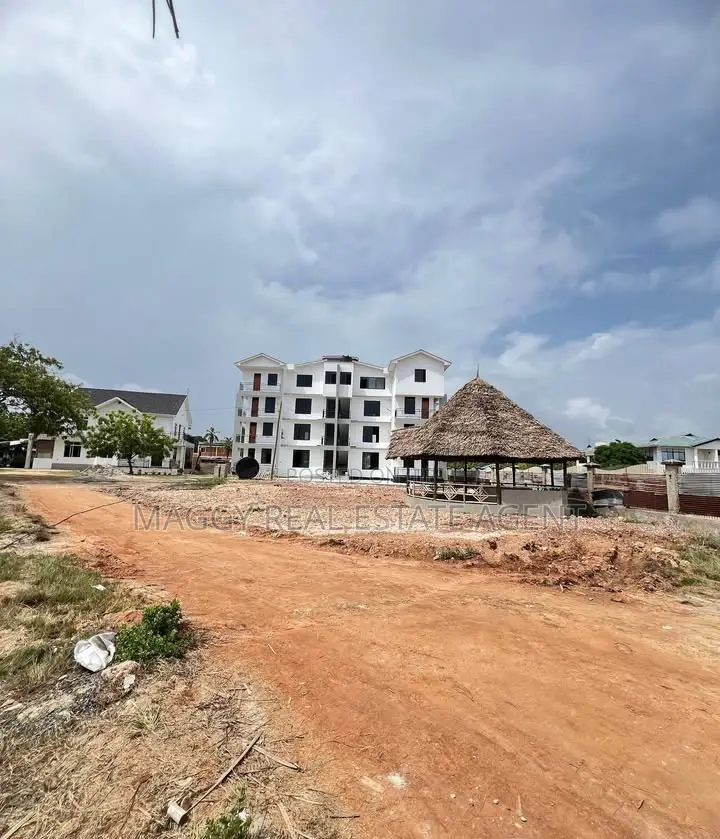 3bdrm Apartment in Bahari Beach, Kunduchi for rent