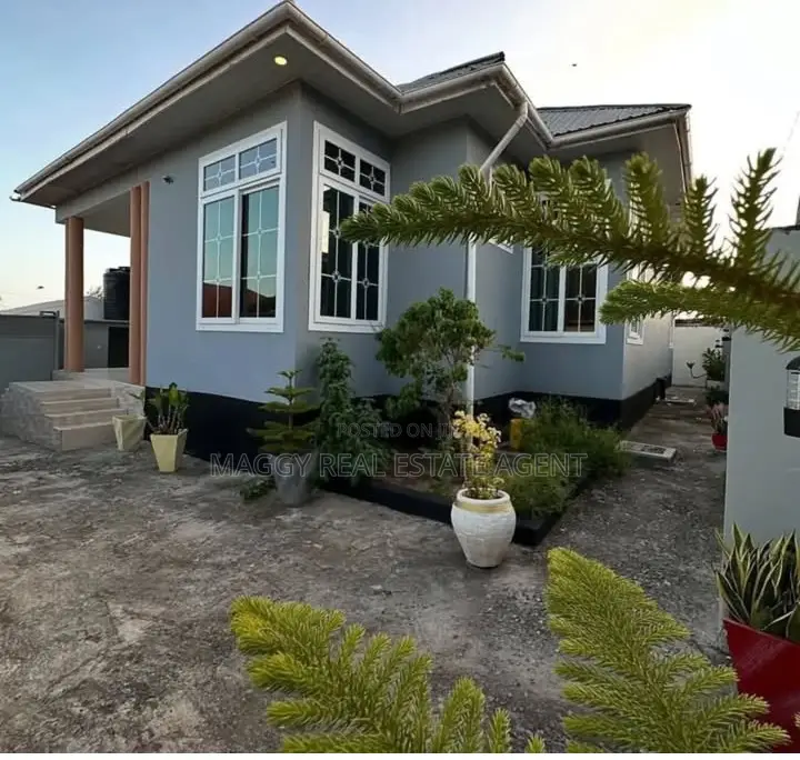 3bdrm House in Mbezi Beach Africana for rent