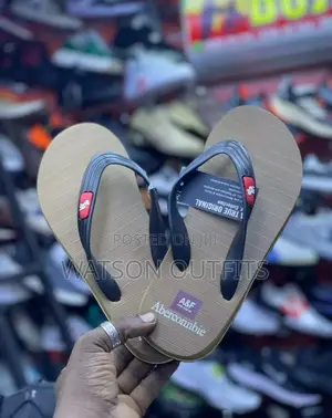 Aberconnbie Slippers New Original