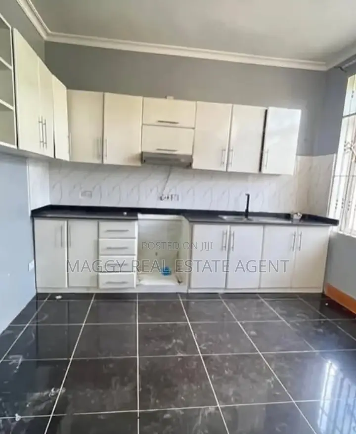 3bdrm Apartment in Ununio Beach, Kunduchi for rent