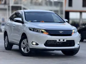 Toyota Harrier 2.0 2014 White