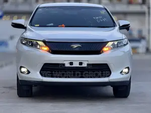 Toyota Harrier 2.0 2014 White