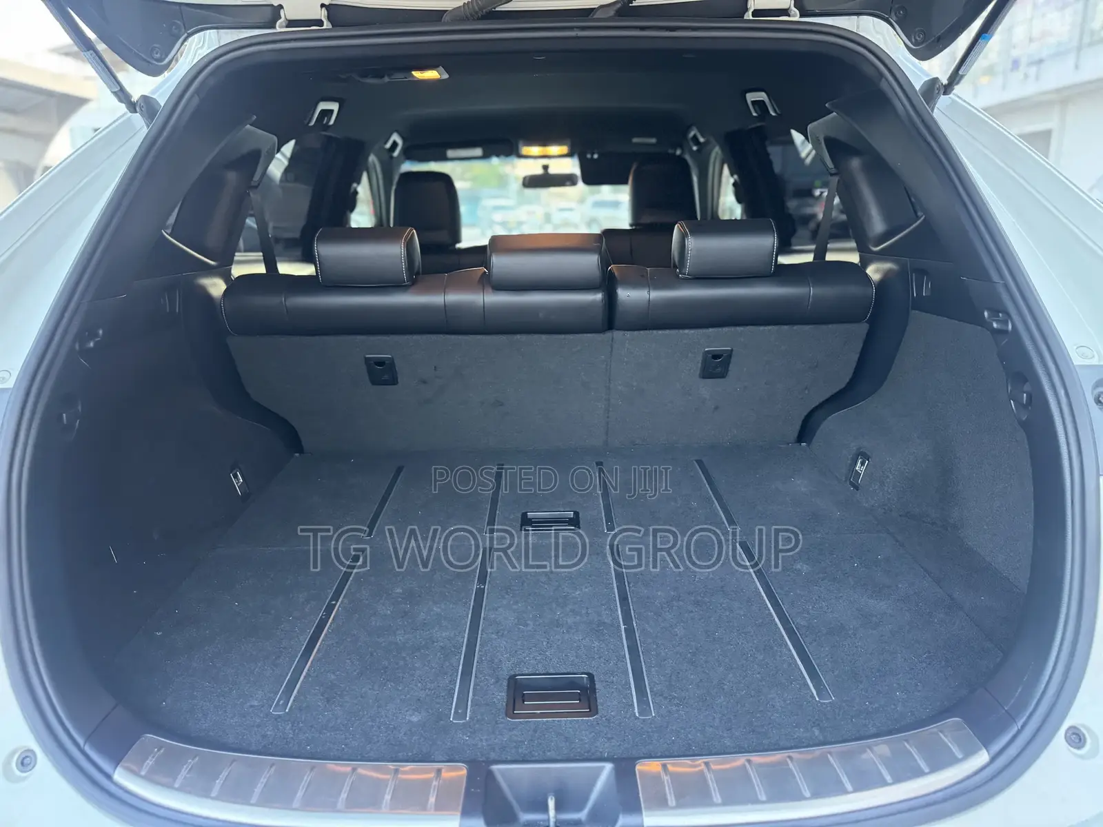 Toyota Harrier 2.0 2014 White