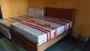 Kitanda Mbao Ngumu 5x6 Godoro Inch 12 Warranty Miaka 7