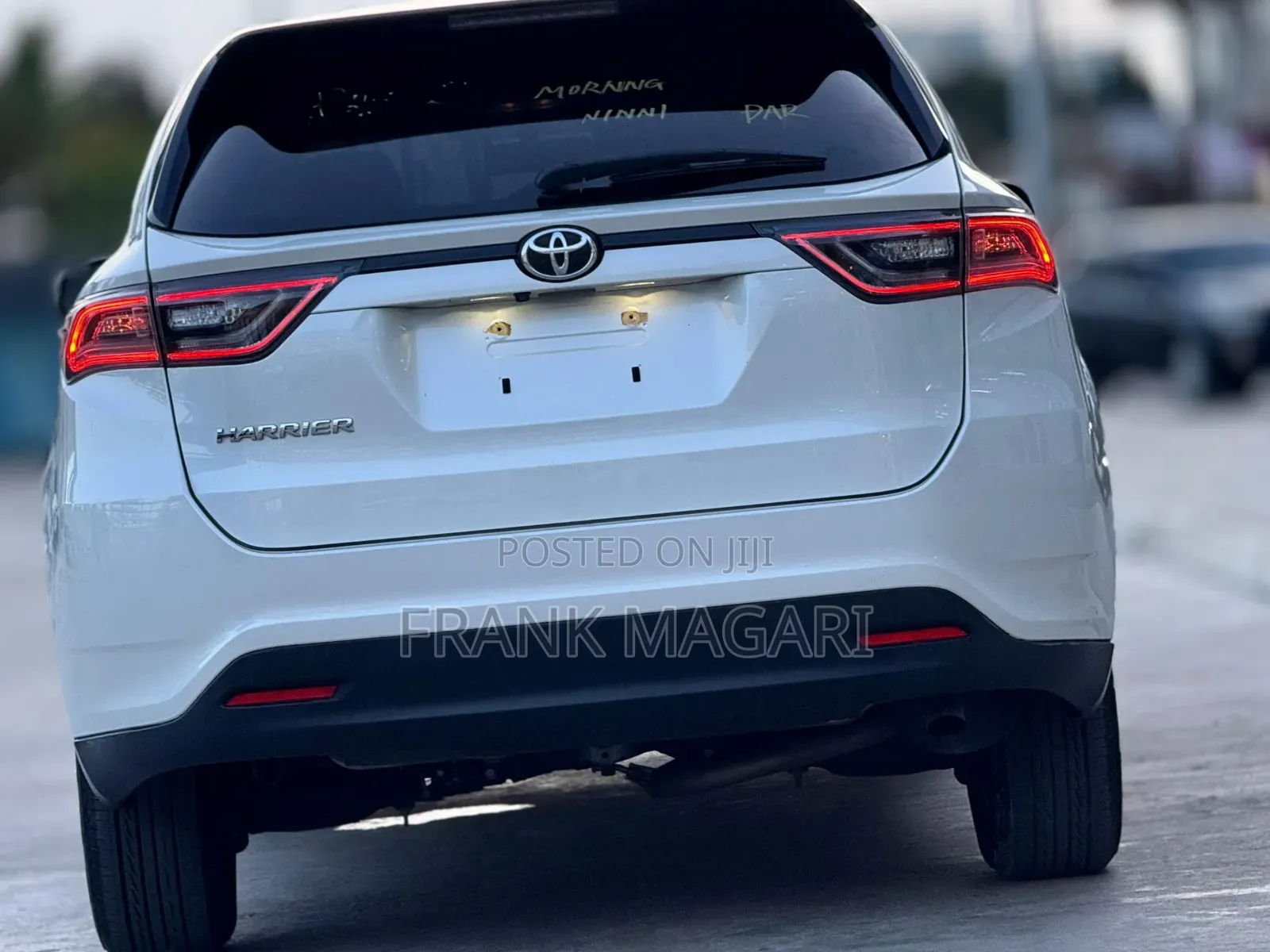 Toyota Harrier 2.0 2014 White
