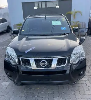 Nissan X-Trail 2012 Matt Black