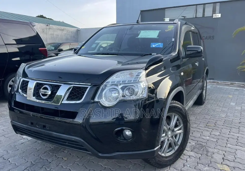 Nissan X-Trail 2012 Matt Black