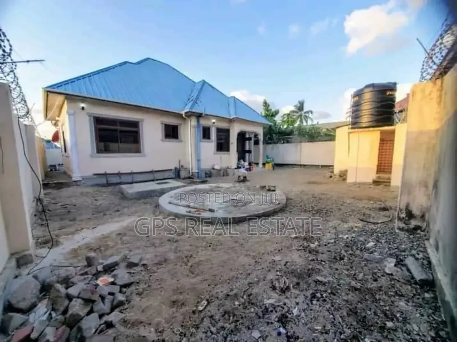 3bdrm House in Kivule Frem 10, Ilala for sale
