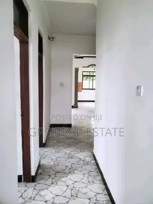 3bdrm House in Kivule Frem 10, Ilala for sale