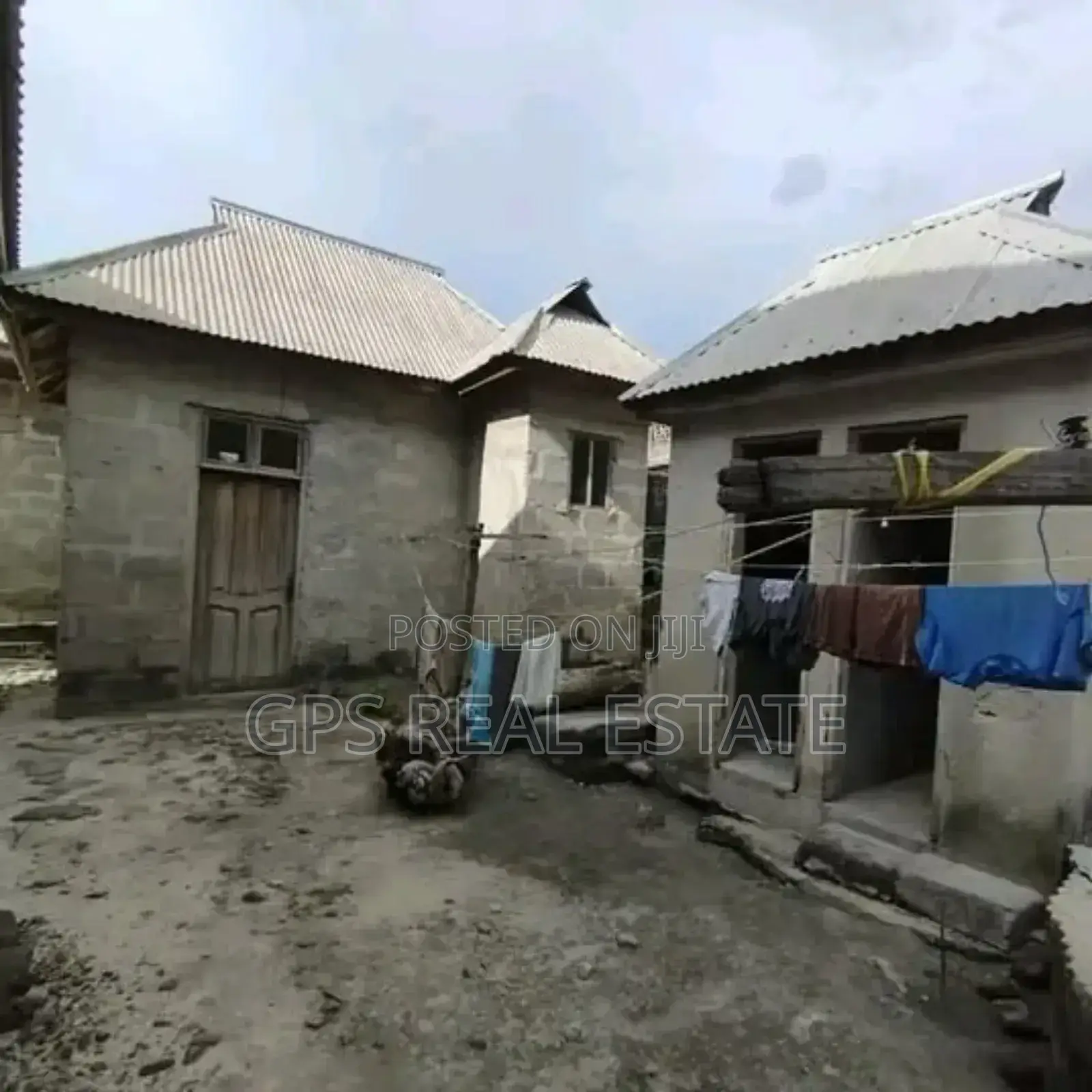 5bdrm House in Majohe Chuo Cha Rada, Ilala for sale