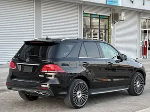 Mercedes-Benz GLE-Class GLE 350d 4MATIC 2016 Black