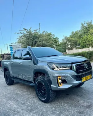 Toyota Hilux 2017 Silver