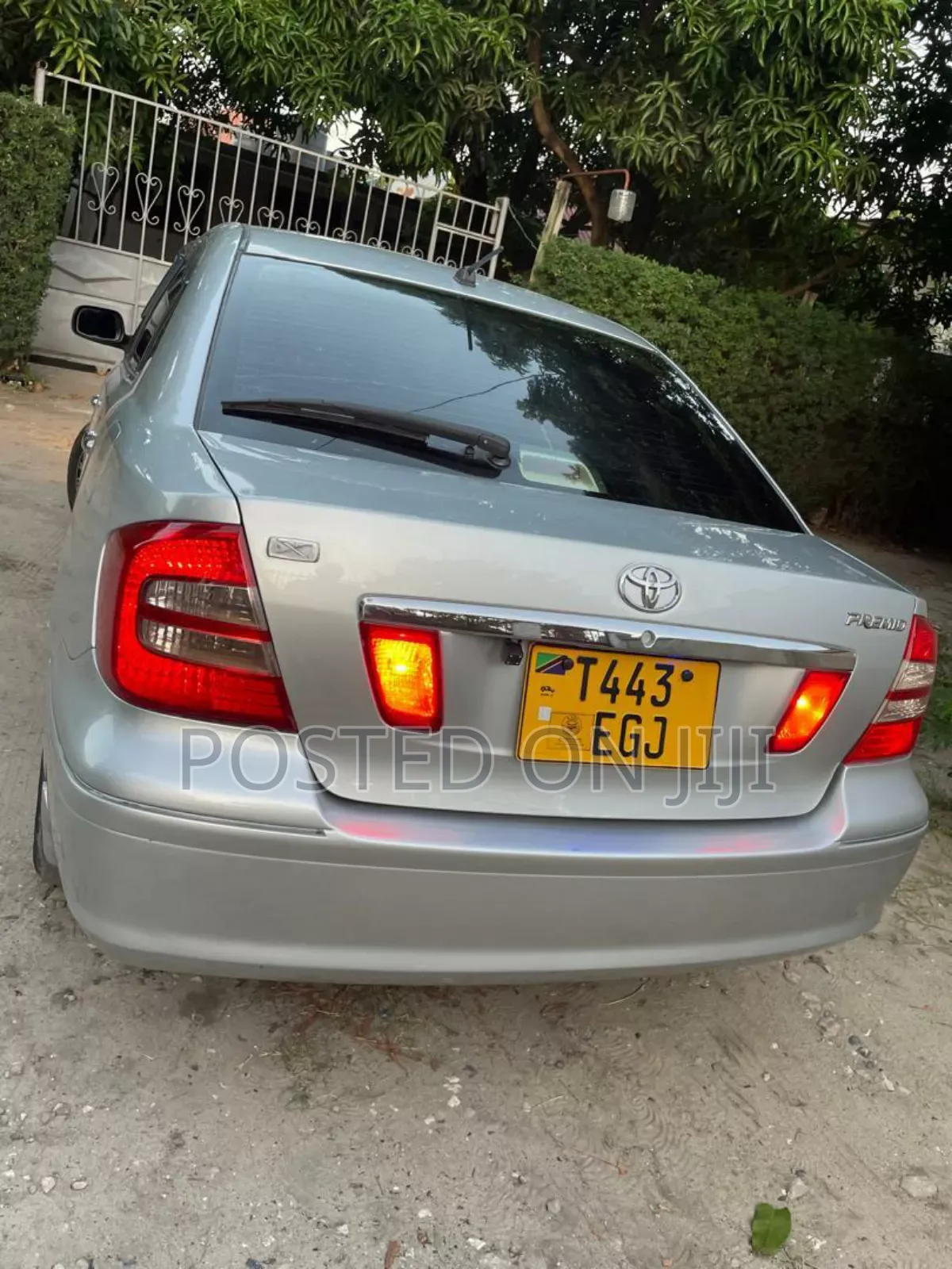 Toyota Premio 2005 Silver